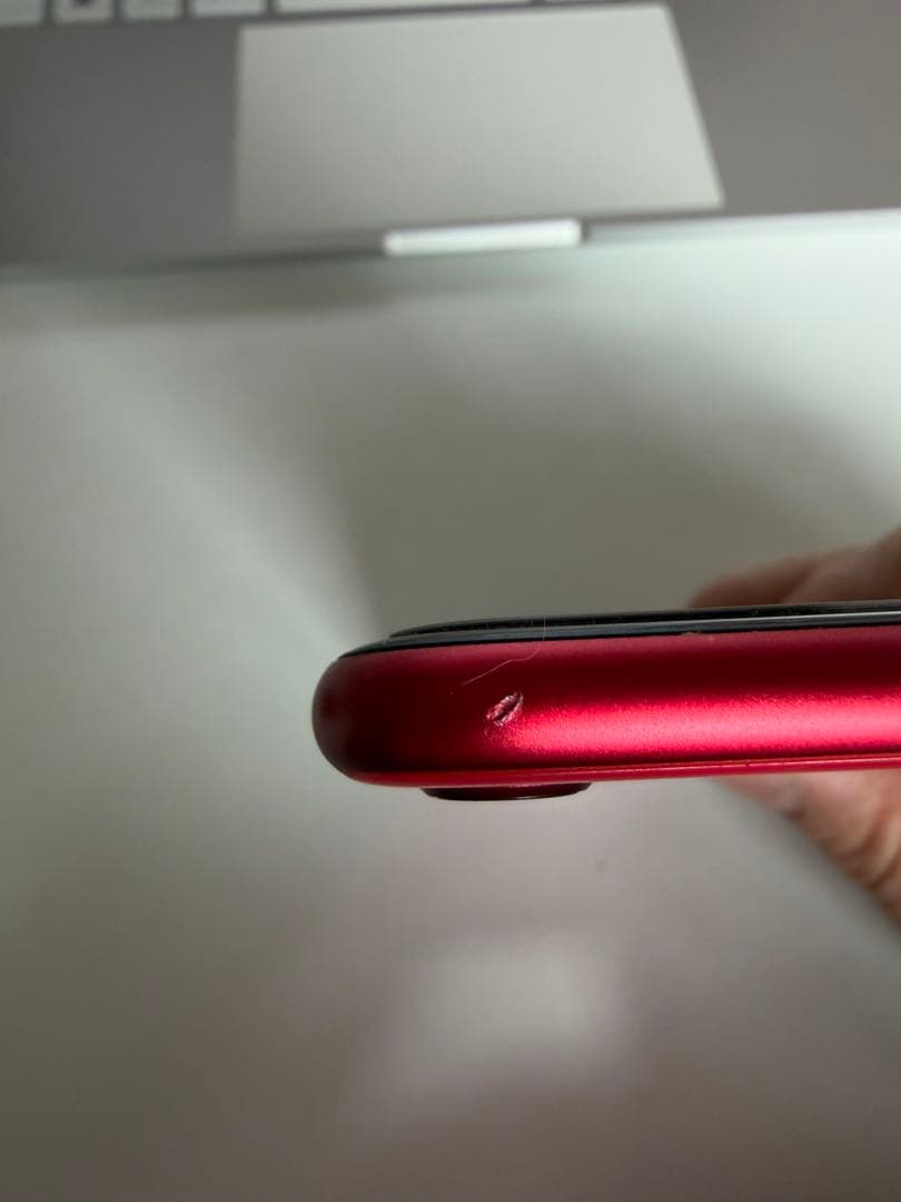 ★中古品Apple iPhoneSE第2世代 128GBレッド