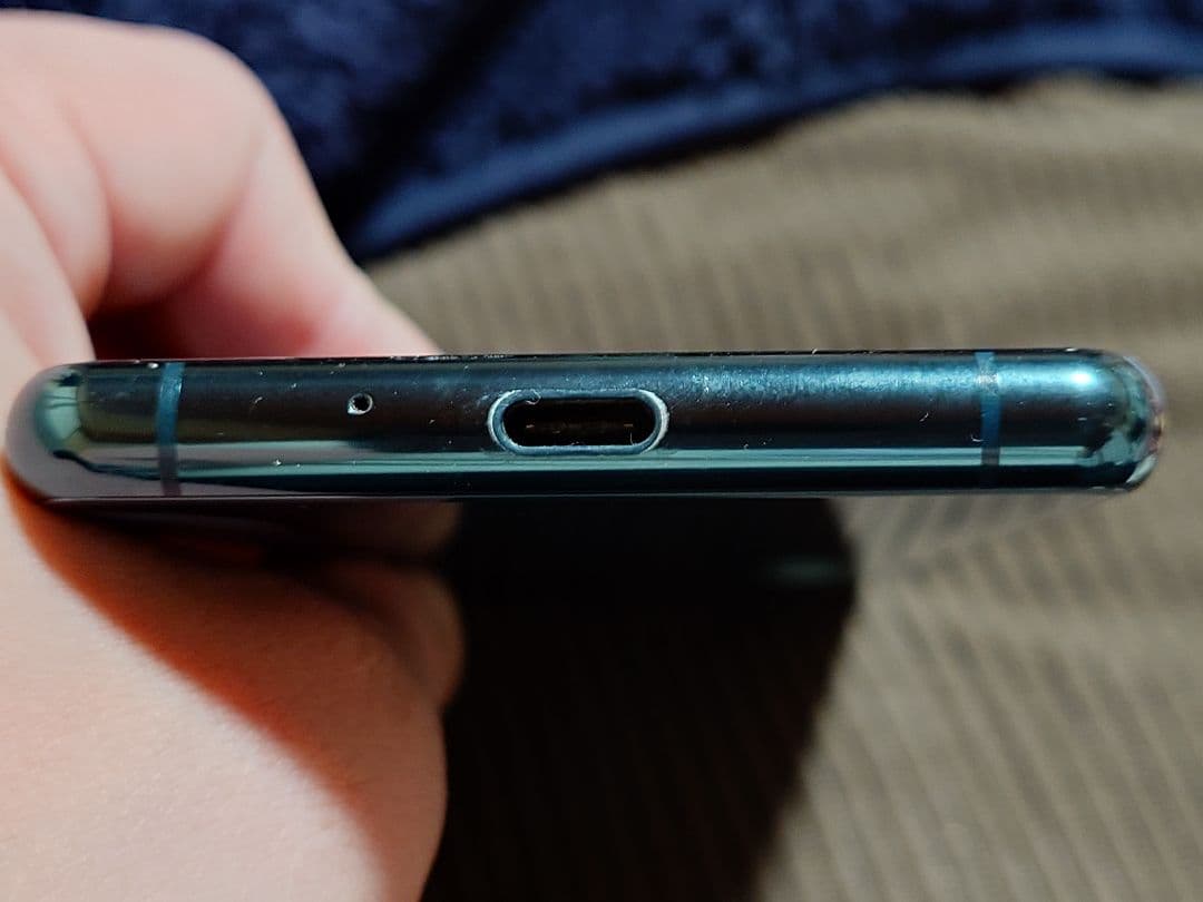 XPERIA5ⅲ　SOG05グリーン中古わりと綺麗