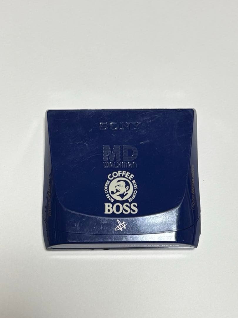 【ジャンク：本体、充電器のみ】SONY MZ-E7W MDプレーヤー BOSS