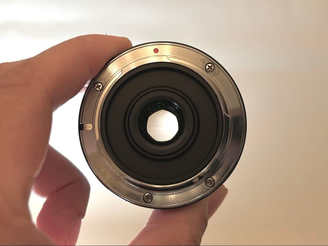 超広角単焦点 LAOWA 7.5mm F2 MFT