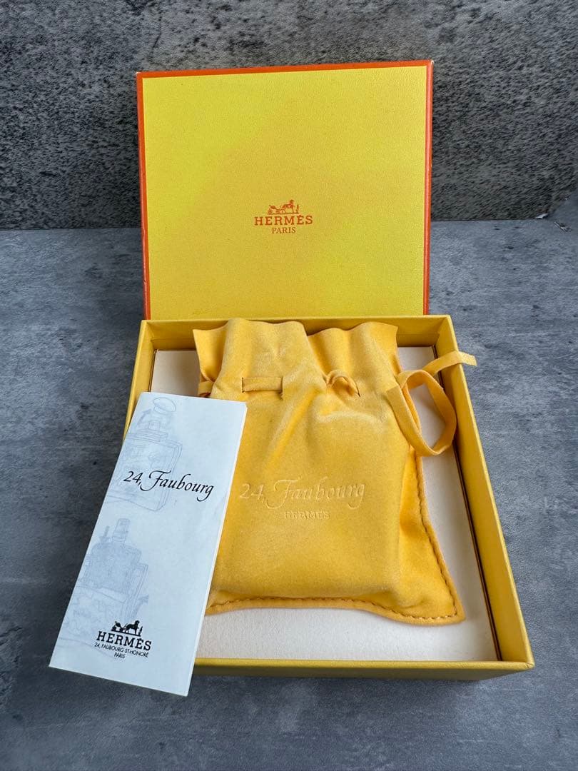 【レア】HERMES エルメスヴァンキャトルフォーブルパルファム香水