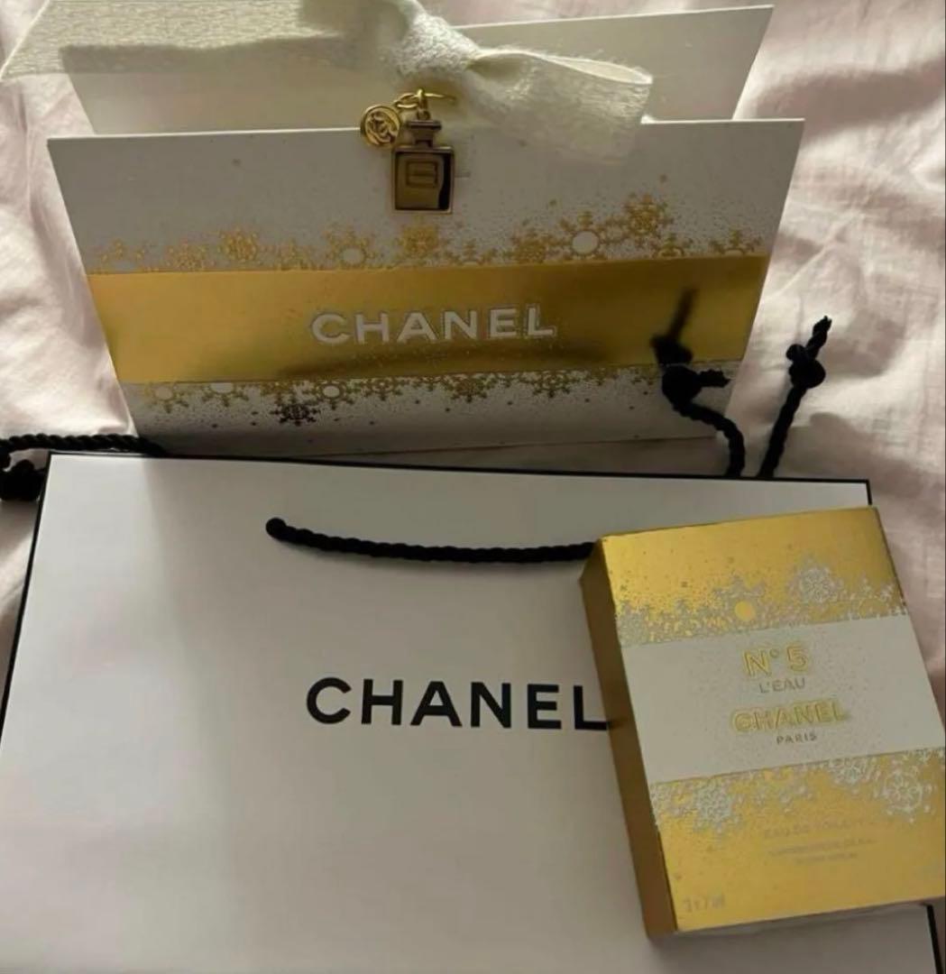 CHANEL シャネルN°5 ロー オードゥ トワレット パース スプレイ