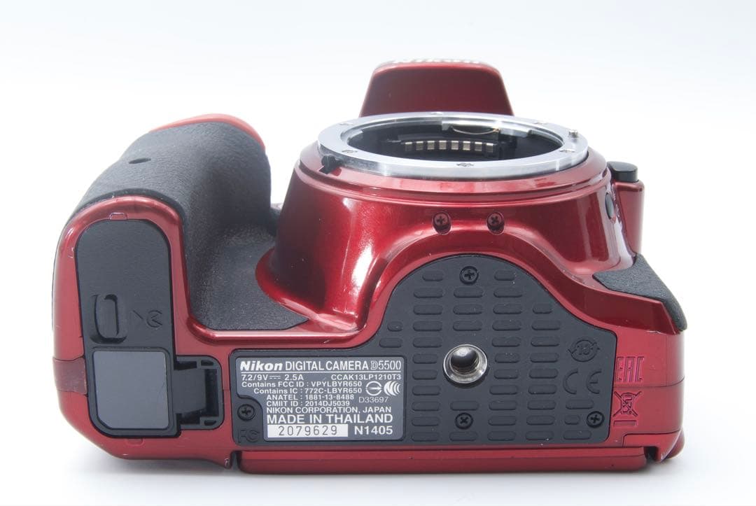 人気機種】Nikon D5500 希少カラー　レンズキットデジタル一眼レフ　美品