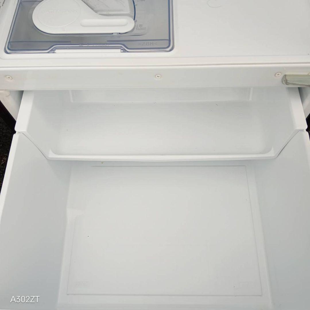 G24J2 安心保証付 三菱　自動製氷機能付き　大型冷蔵庫 272L