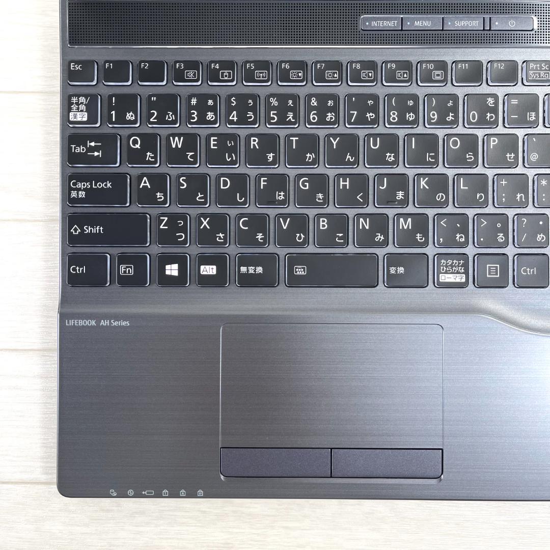 富士通 第11世代 i7 SSD512 メモリ16 バックライト ノートパソコン