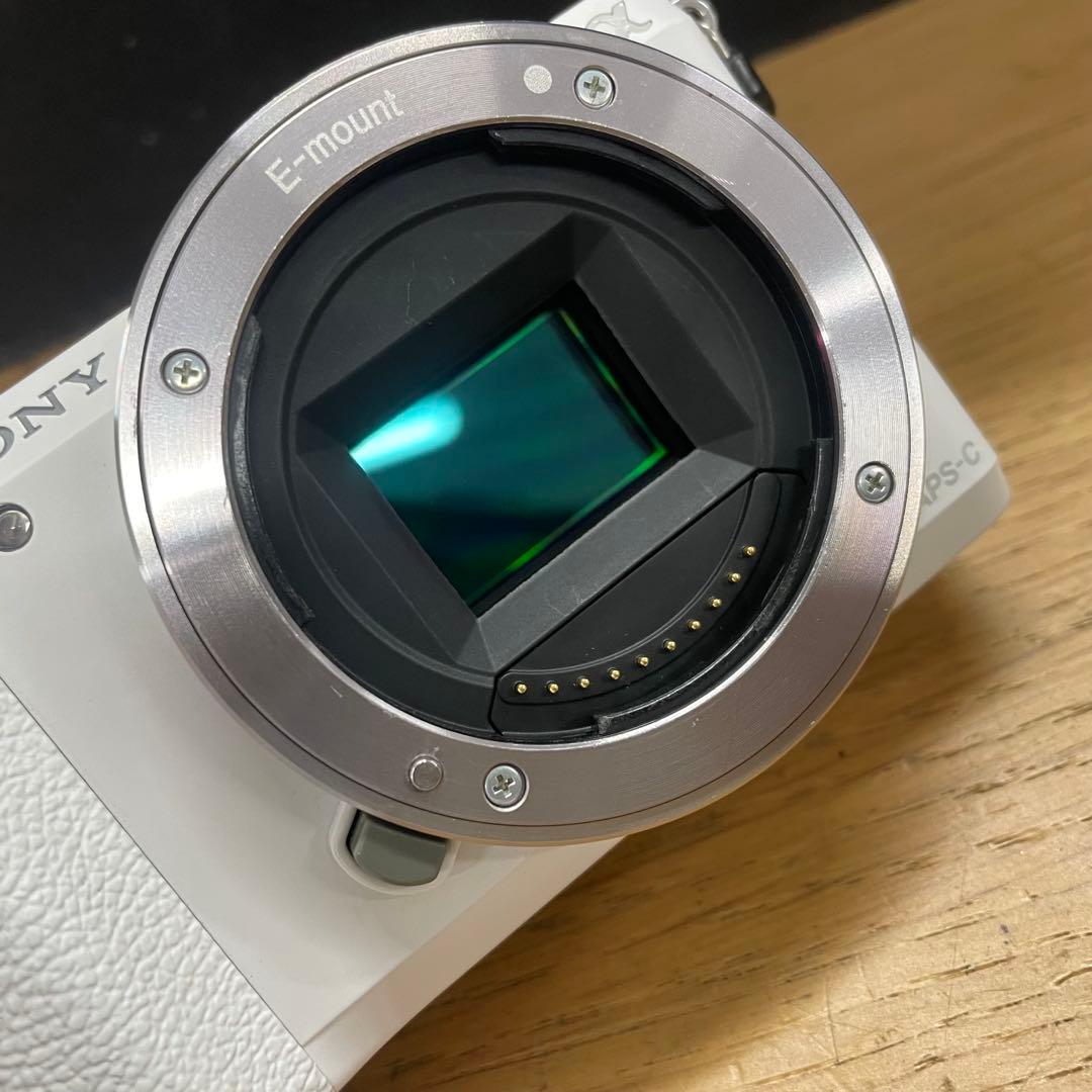 動作品 SONY α5100 ILCE-5100 ミラーレス一眼カメラ ボディ