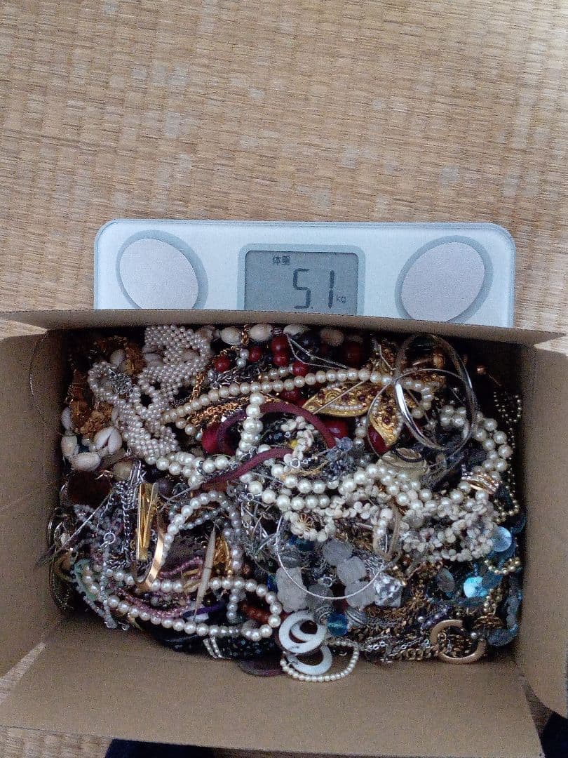 アクセサリーまとめ売り5kg