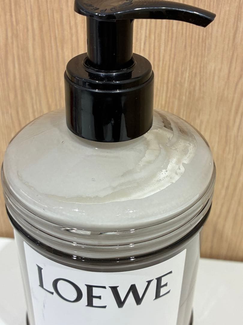 ◎LOEWE(ロエベ)　オレガノ　ボディローション　360ml