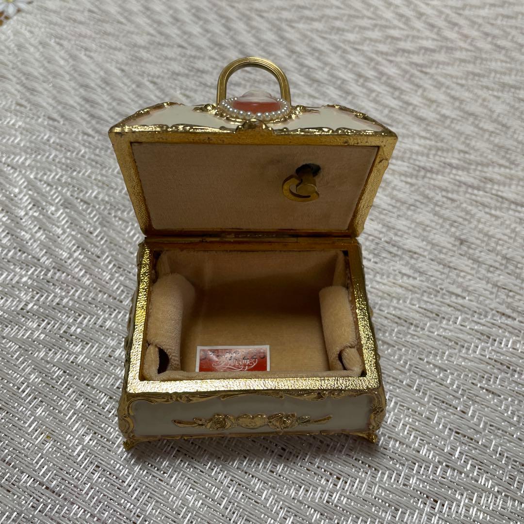 ミニジュエリーケース】 宝石箱 (カメオ)ホワイト ジュエリーボックス