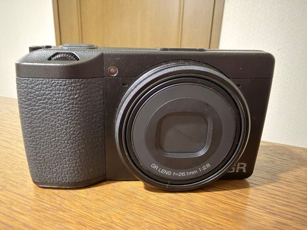 【美品】RICOH GR III Xコンパクトデジタルカメラ（ケース・SD付き）