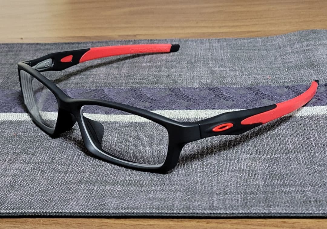 Oakley スポーツメガネ ブラック/レッド