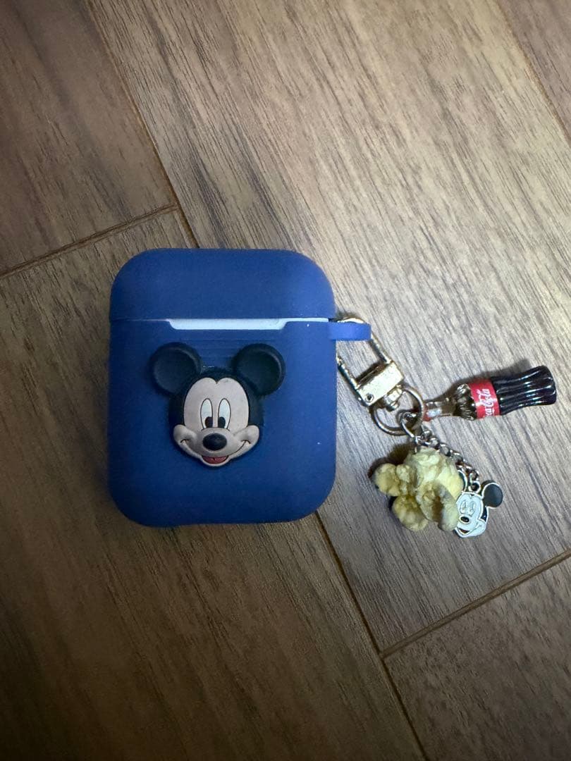 AirPods純正　airpods本体 ミッキーケース付き