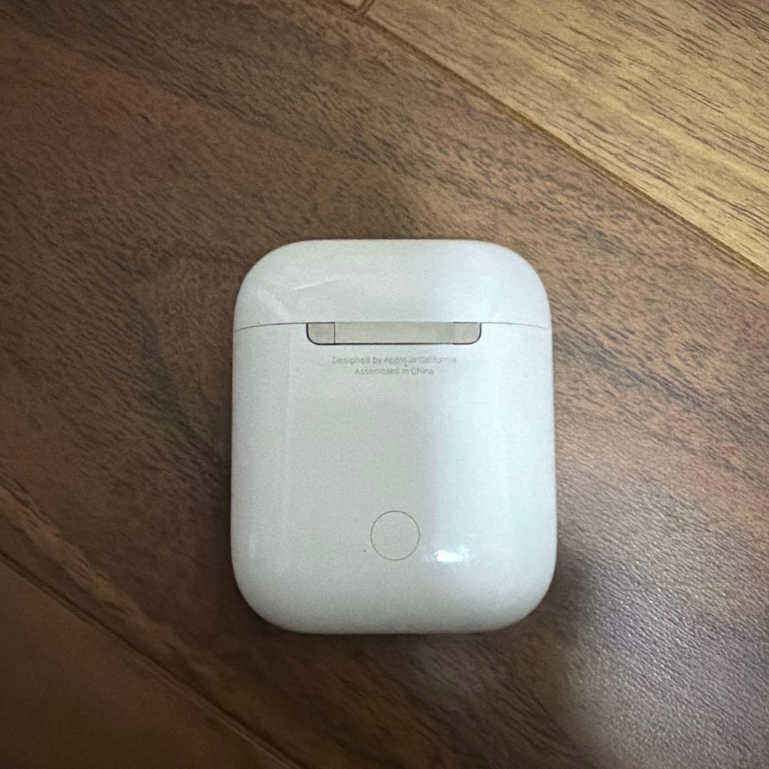 AirPods純正　airpods本体 ミッキーケース付き