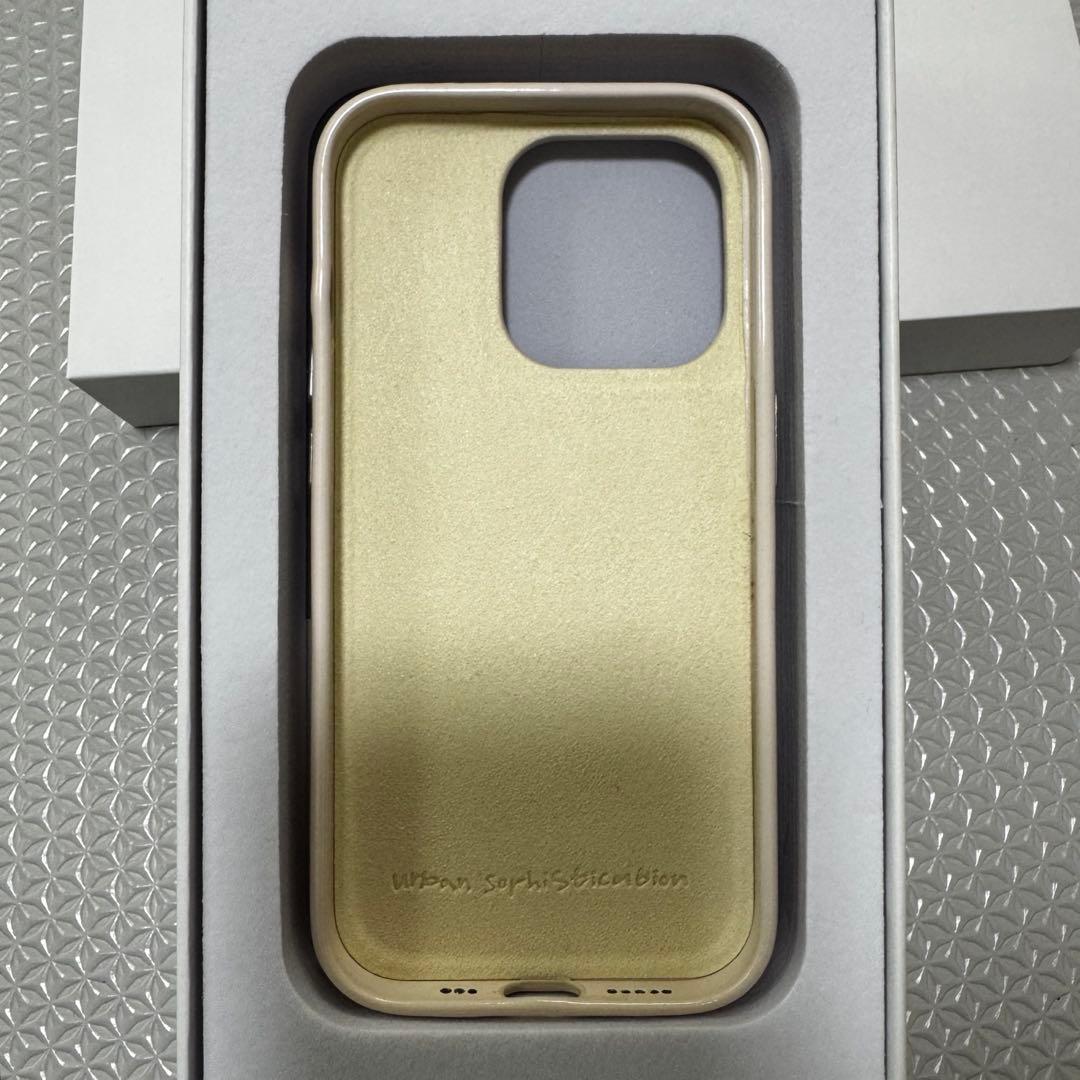 urban sophistication iPhone15pro オーツミルク