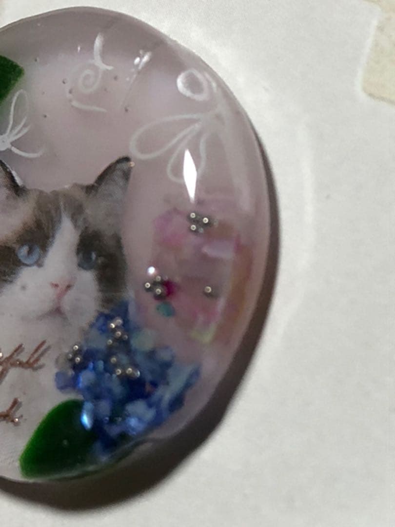 レジン　NO.131♡おすまし猫ちゃんと紫陽花