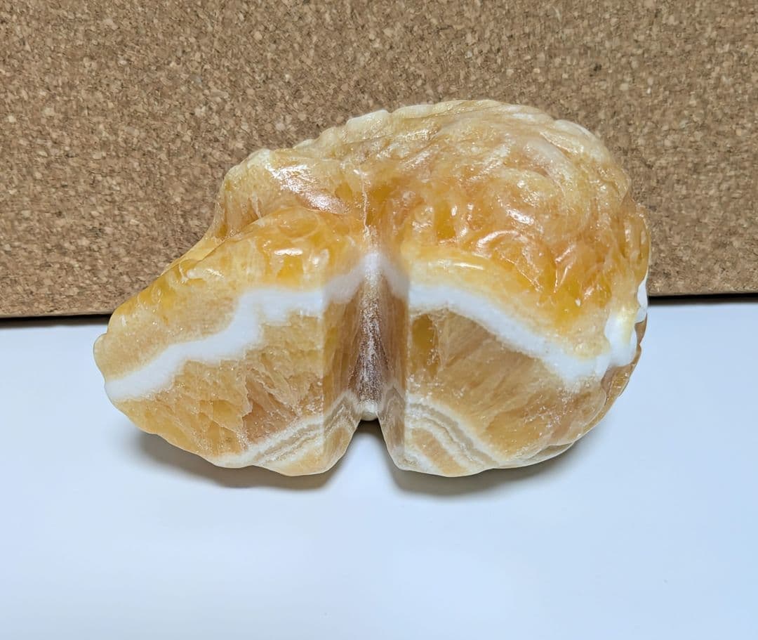 天然石オレンジカルサイト　メキシコシュガースカルカービング 約8cm