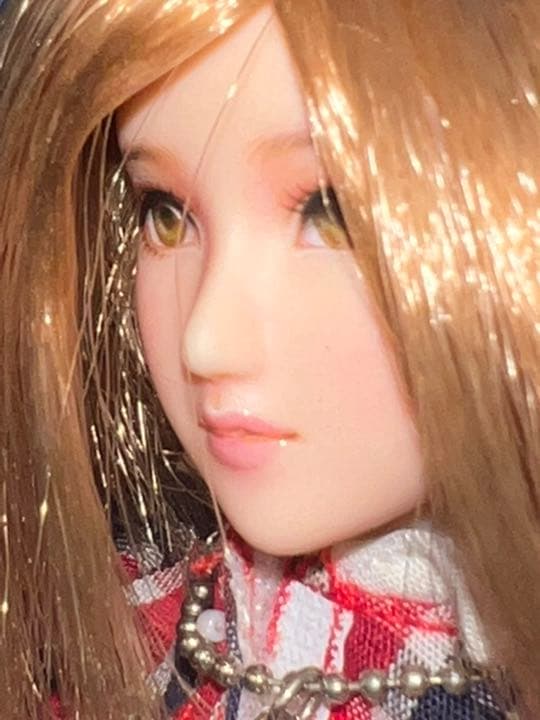 カスタムヘッド　カムタムドール　momokoドール