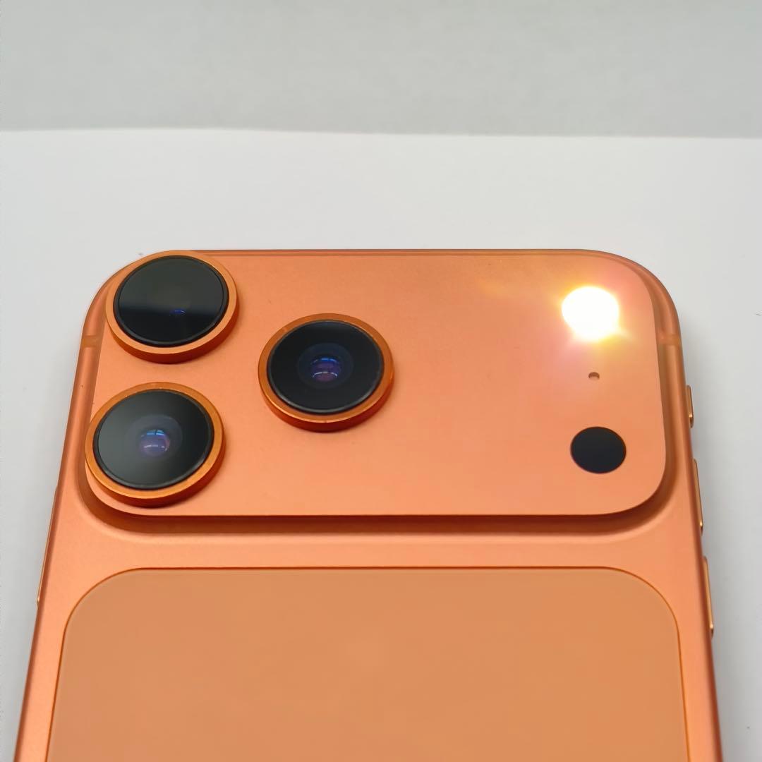 iPhone XR 256GB SIMフリー カスタム品 (17Pro風)