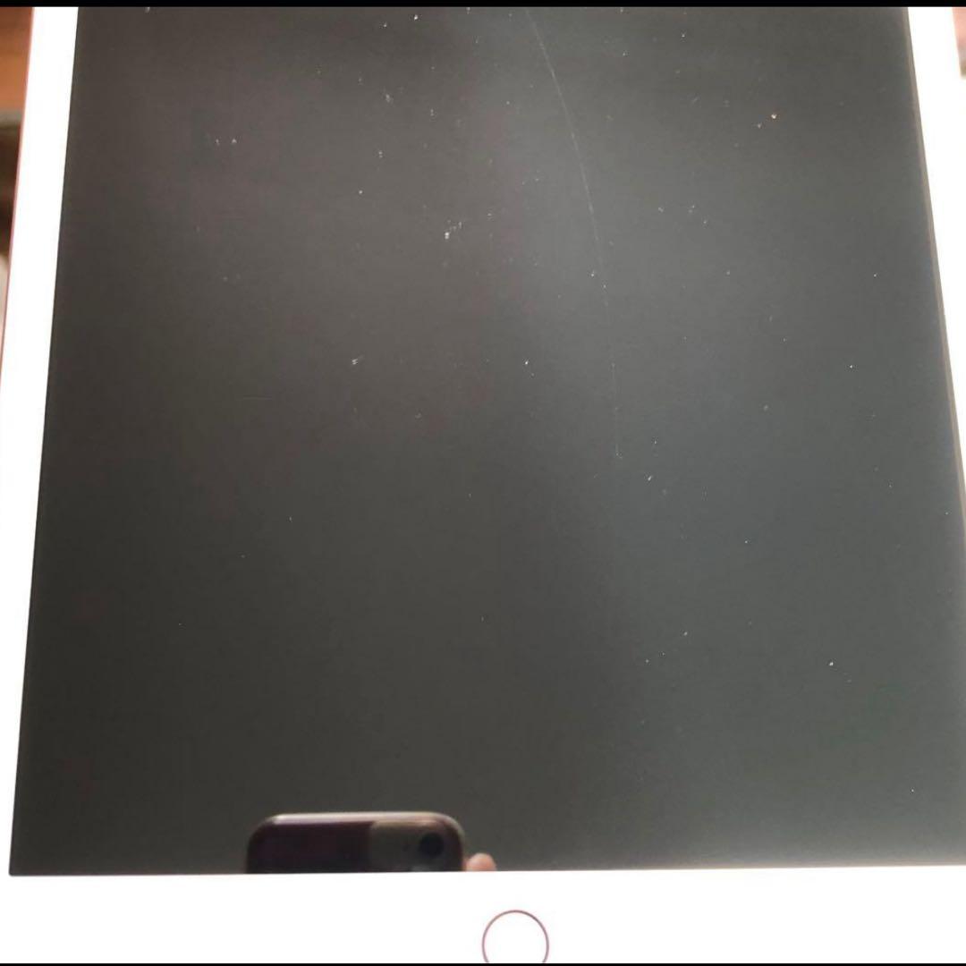 【年始割】iPad 第7世代 128GB 【すぐ発送】