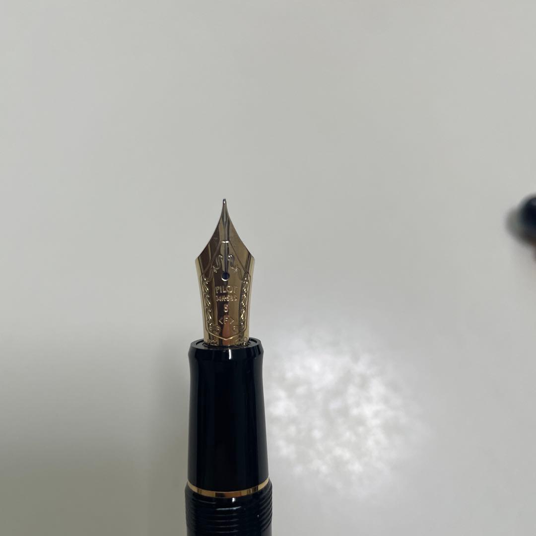 PILOT ブラック 万年筆 Fペン先