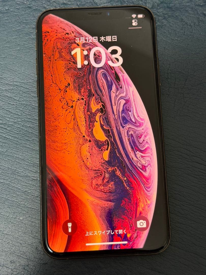 スマートフォン本体 iphone xs (gold color)