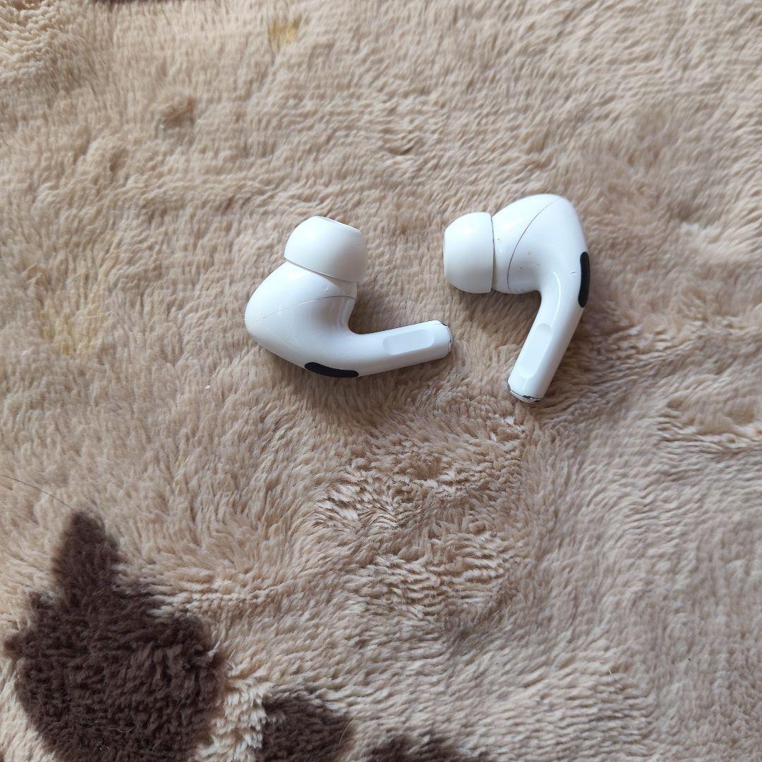 ◇AirPods Pro 1本体 充電ケース付き