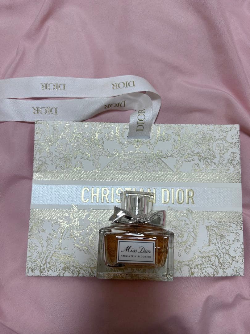 Dior Absolutely Blooming 香水 オードゥパルファン