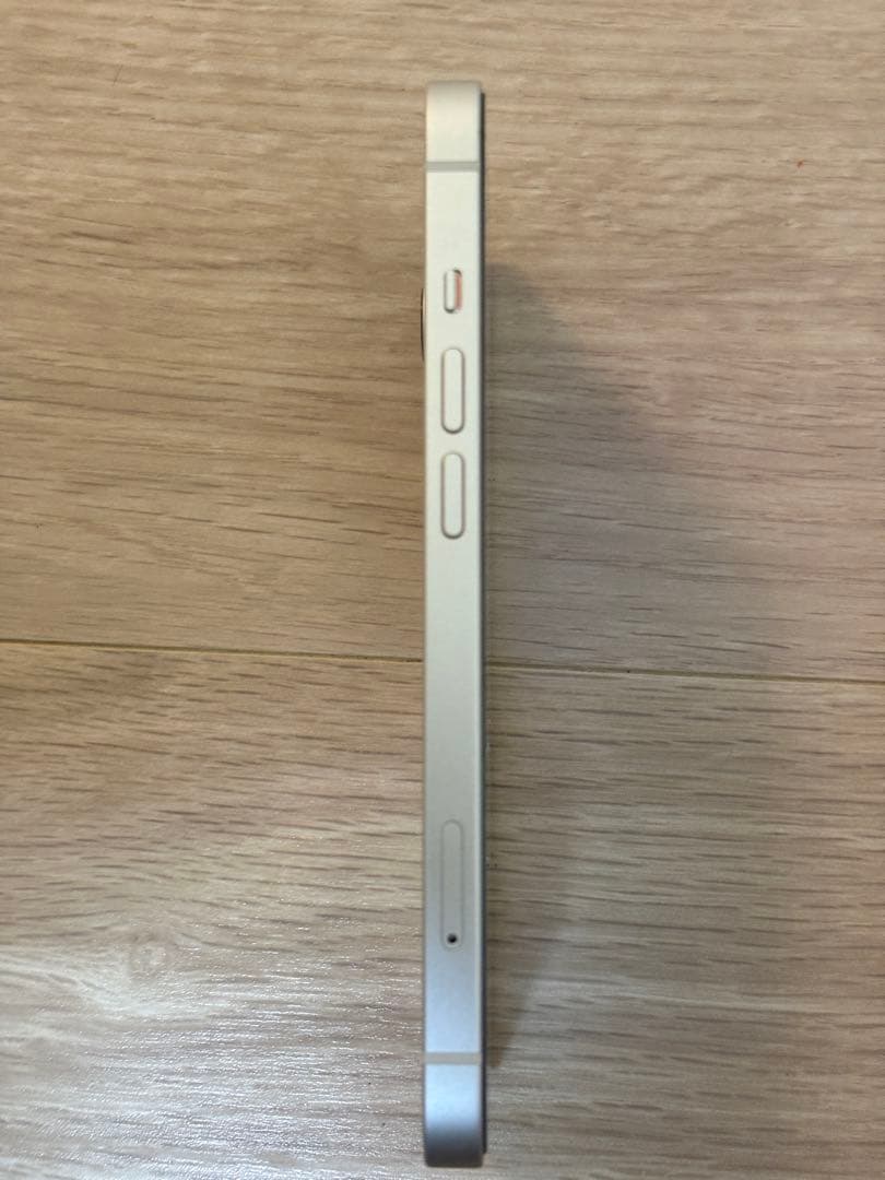 iPhone 13 256GB スターライト 本体