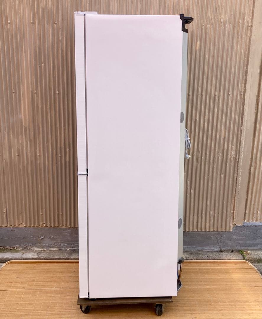 SHARP ノンフロン冷凍冷蔵庫　SJ-PD31K-W