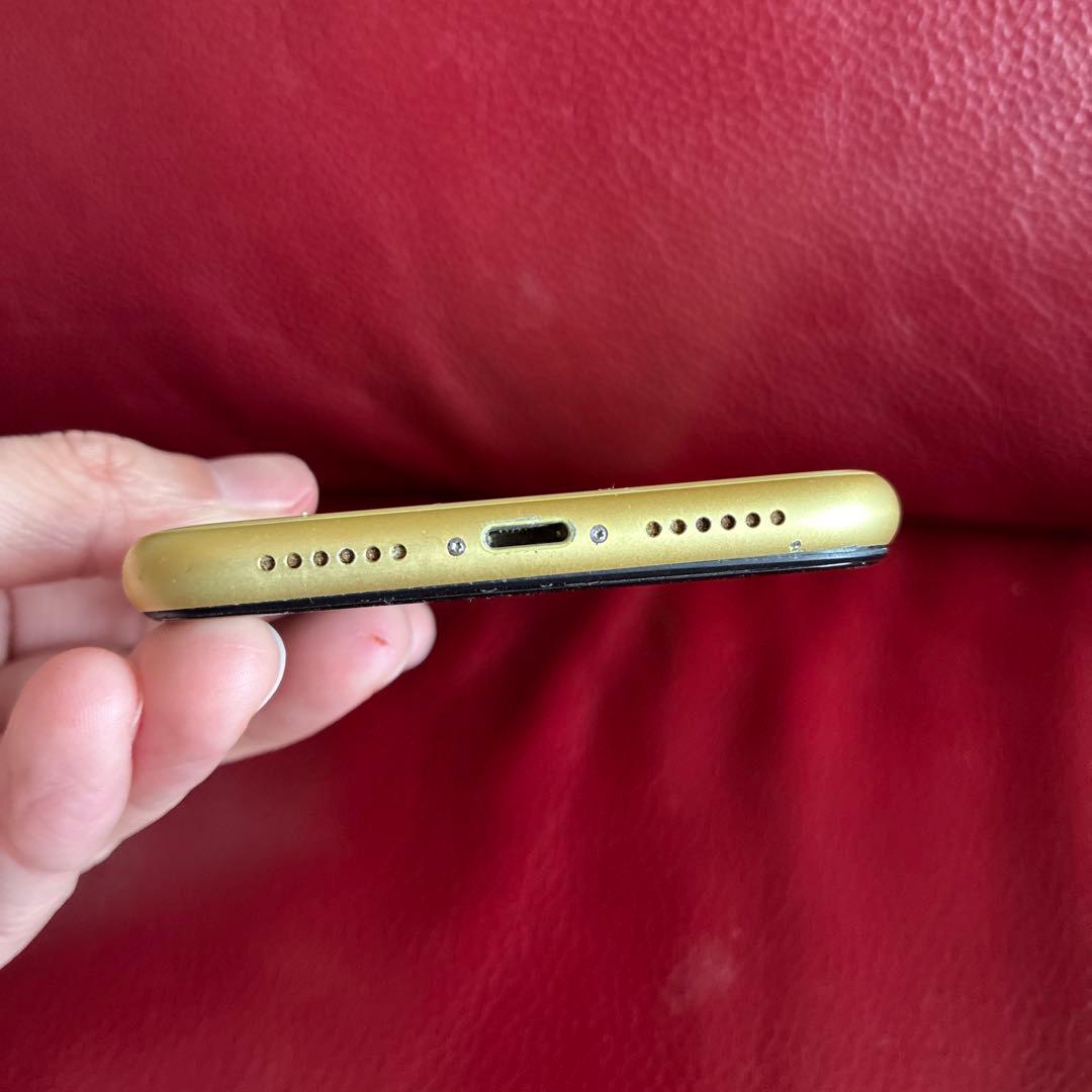 Apple iPhone 11 イエロー