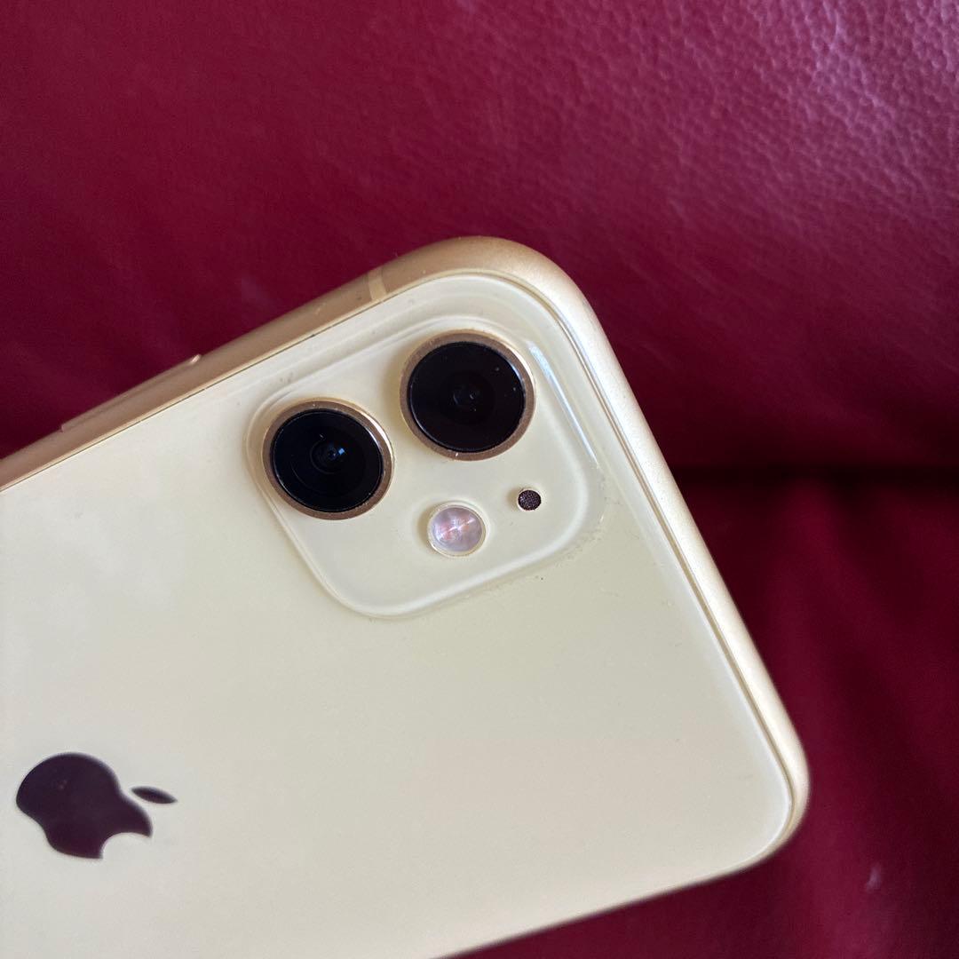 Apple iPhone 11 イエロー