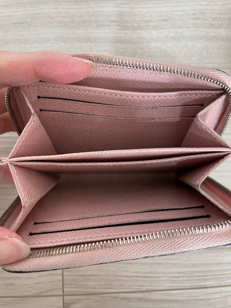 ルイ ヴィトン エピ ジッピーパース 小銭入れ ローズバレリーヌ ピンク