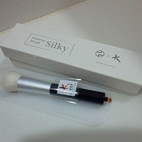 【新品】makeup brush silky ファンデーションブラシ