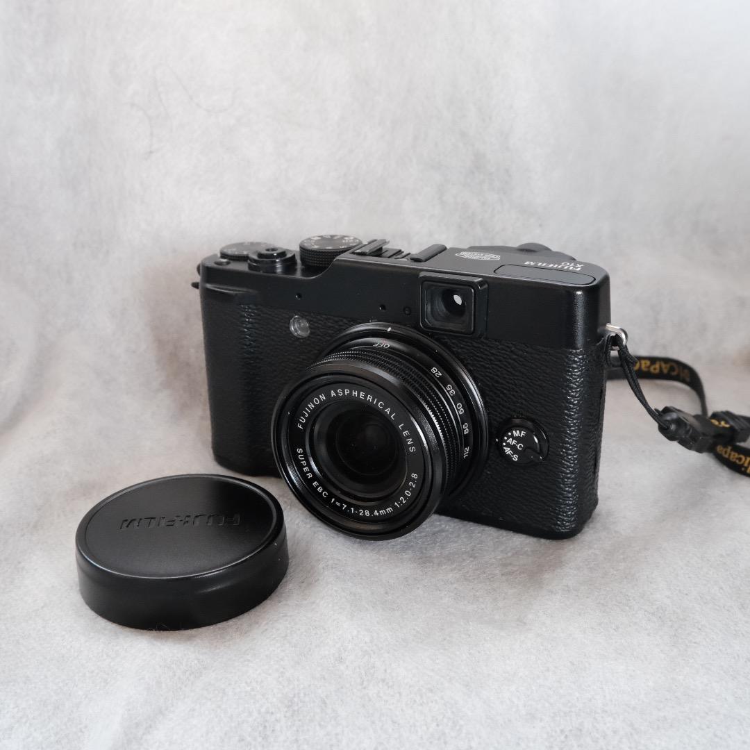Fujifilm X10 デジタルカメラ