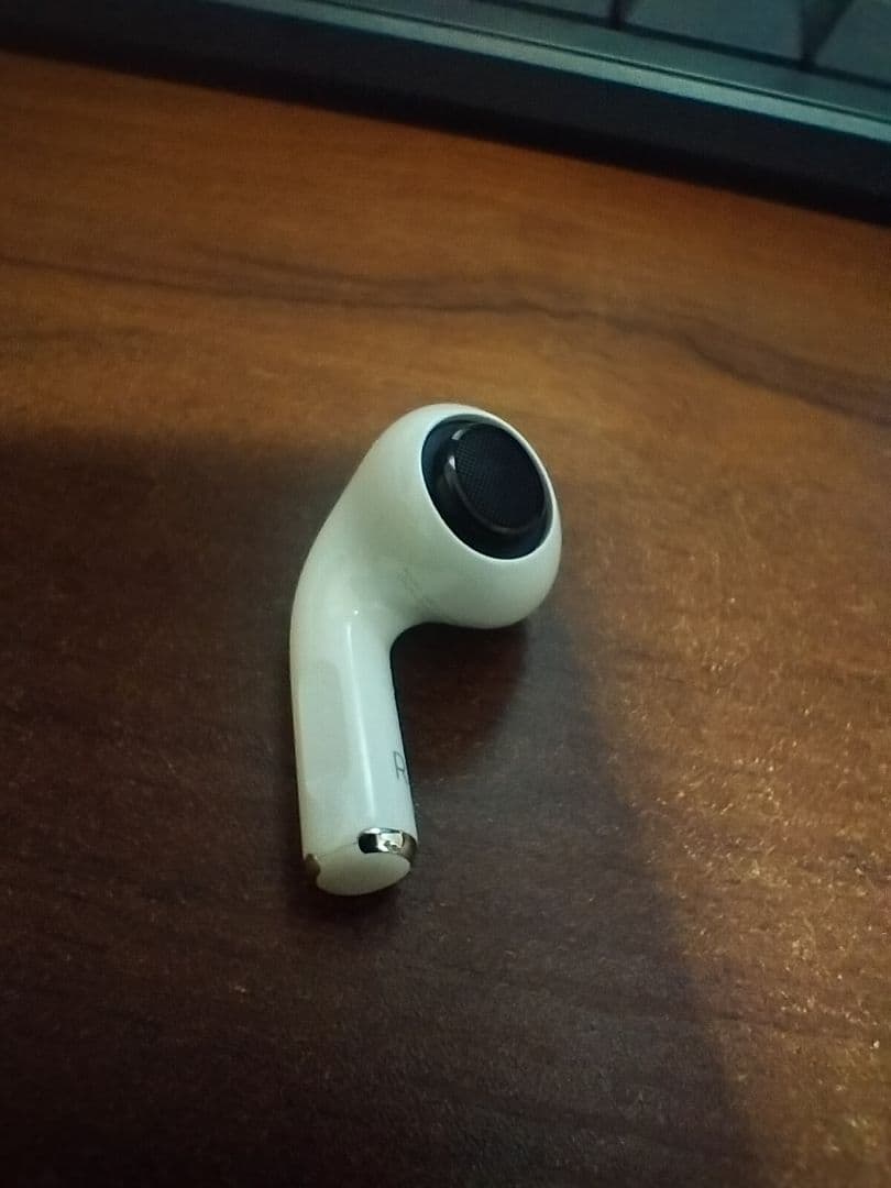 AirPods Pro ホワイト 右耳用1