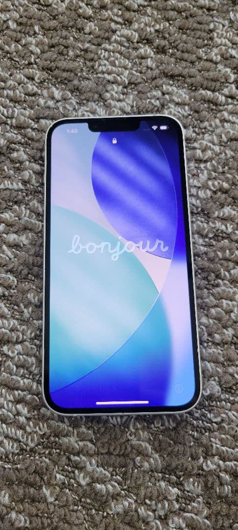 Apple iPhone 13 128GB ホワイト 本体 充電ケーブル付き