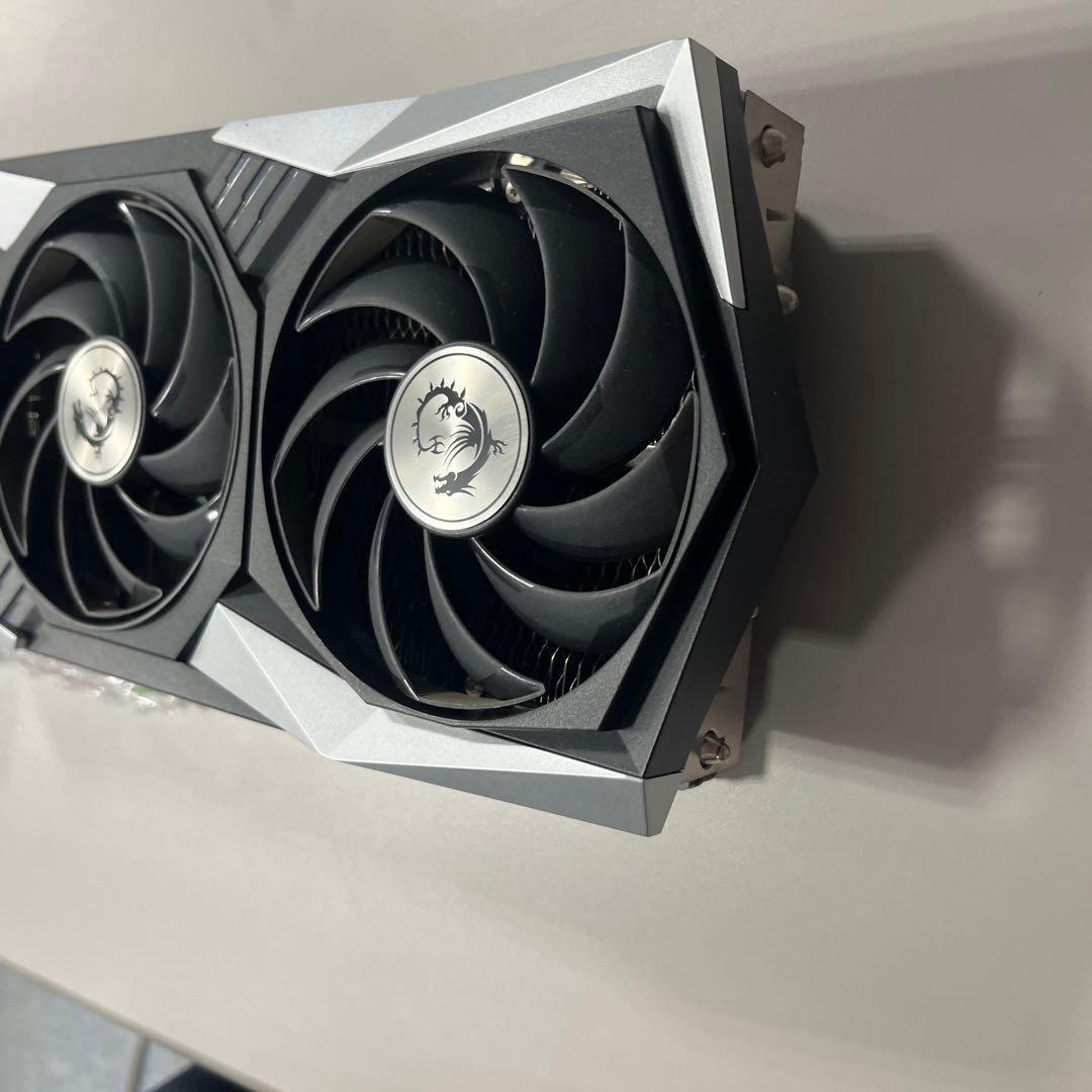 グラフィックボード・グラボ・ビデオカード RX6800 MSI