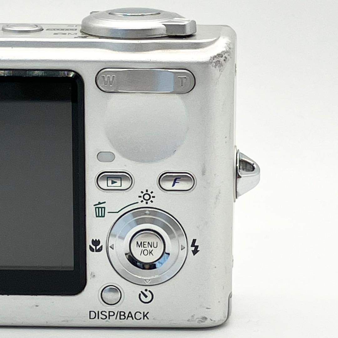 ⭐️名機CCDモデル⭐️FUJIFILM FinePix F10 シルバー 匿名