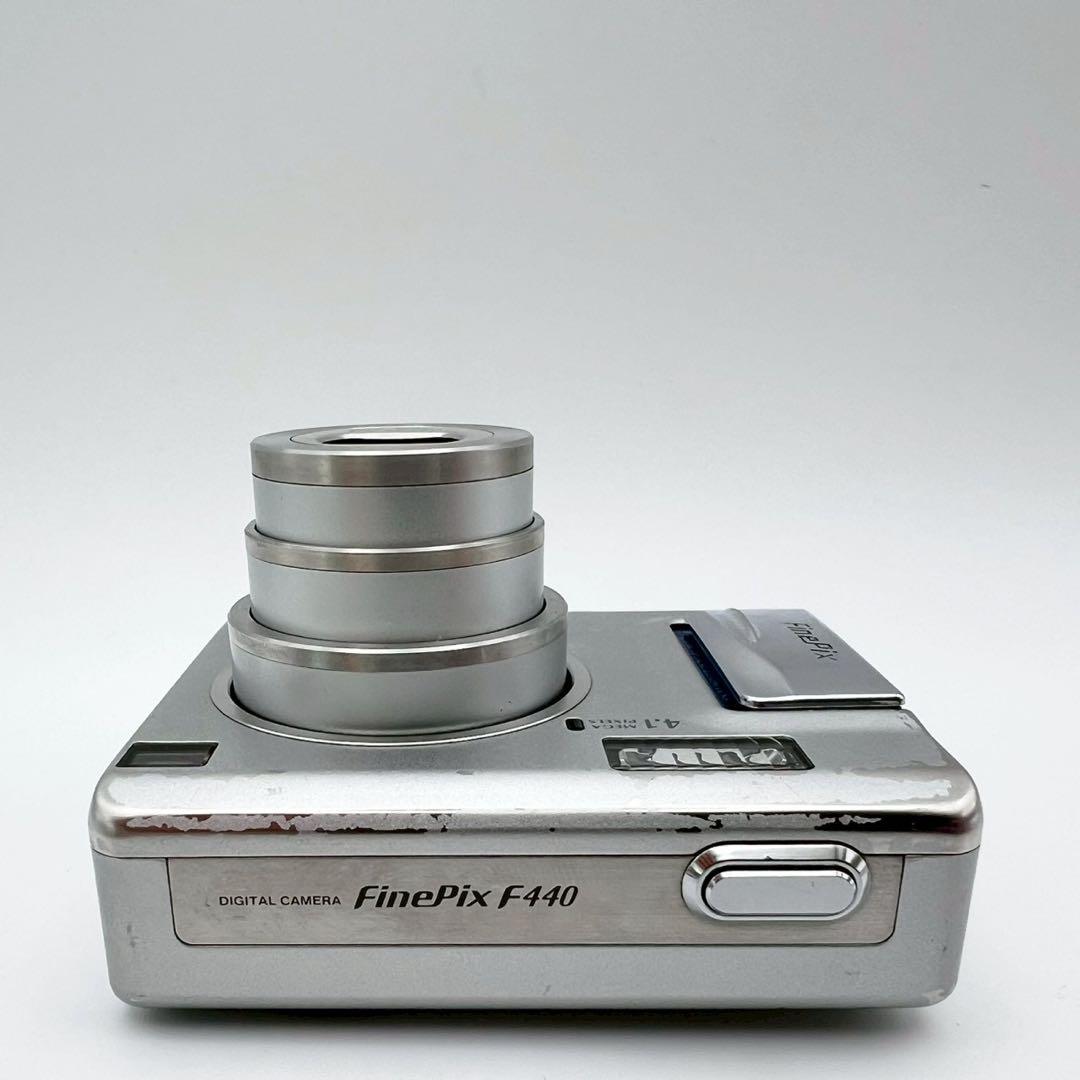 【動作品】FUJIFILM FinePix F440 コンデジ 動作確認済