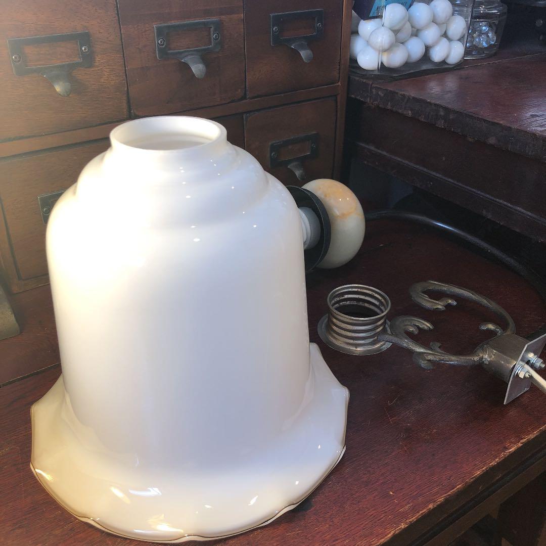 昭和レトロ ミルクガラスシェード 灯具一式