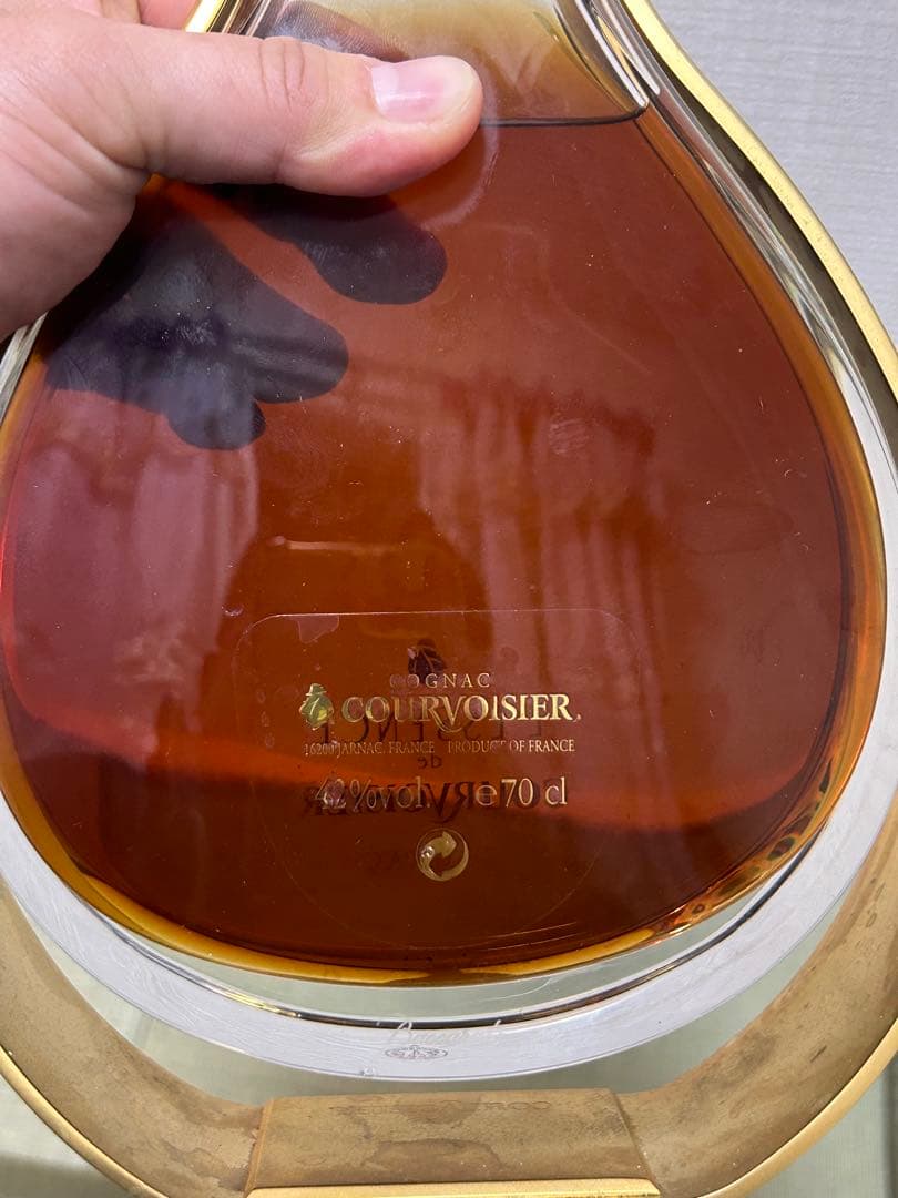 COURVOISIER ブランデー ボックス付きクルボアジェ エッセンス42%