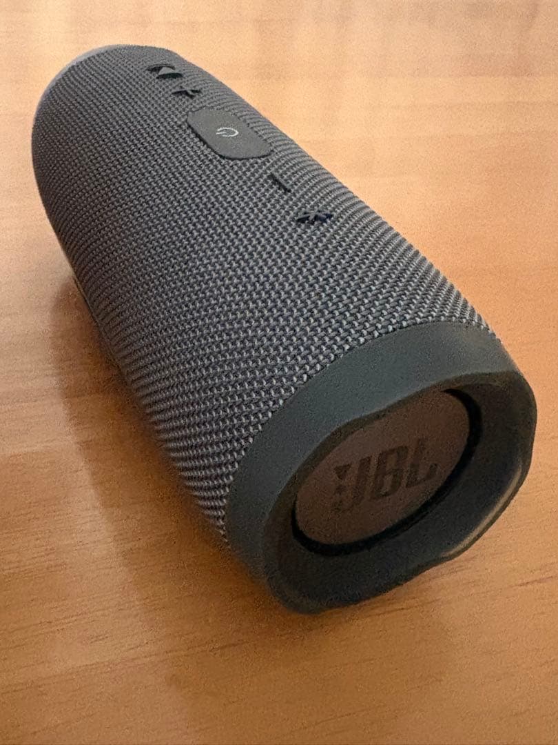 JBL Charge ワイヤレススピーカー