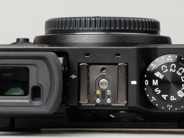 シャッター895回 Panasonic LUMIX GX8 ボディ