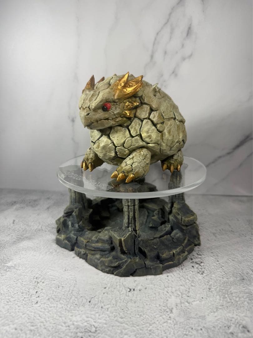 3Dプリンター製ディスプレイ台座 「VOIDBESE」