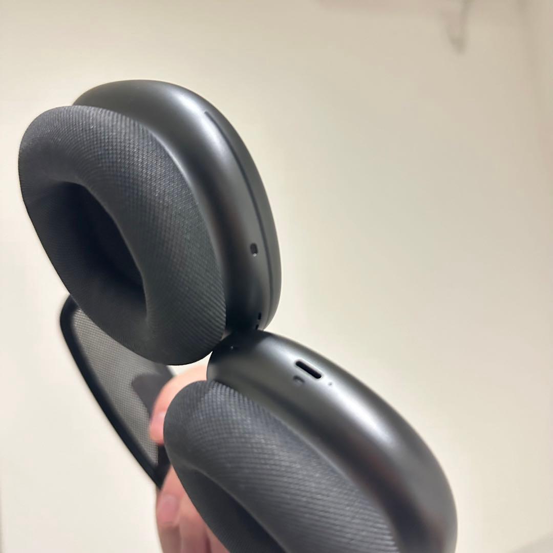 ヘッドホン AirPods MAX