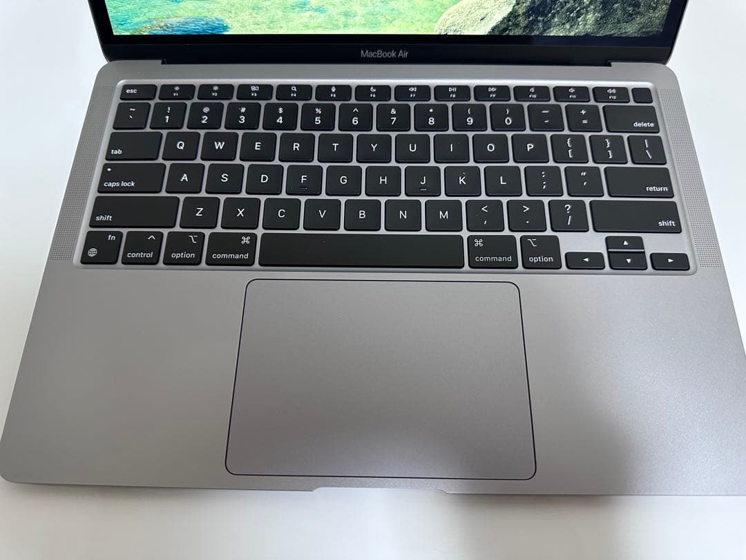 Macbook Air 13インチ M1 256GB 2020