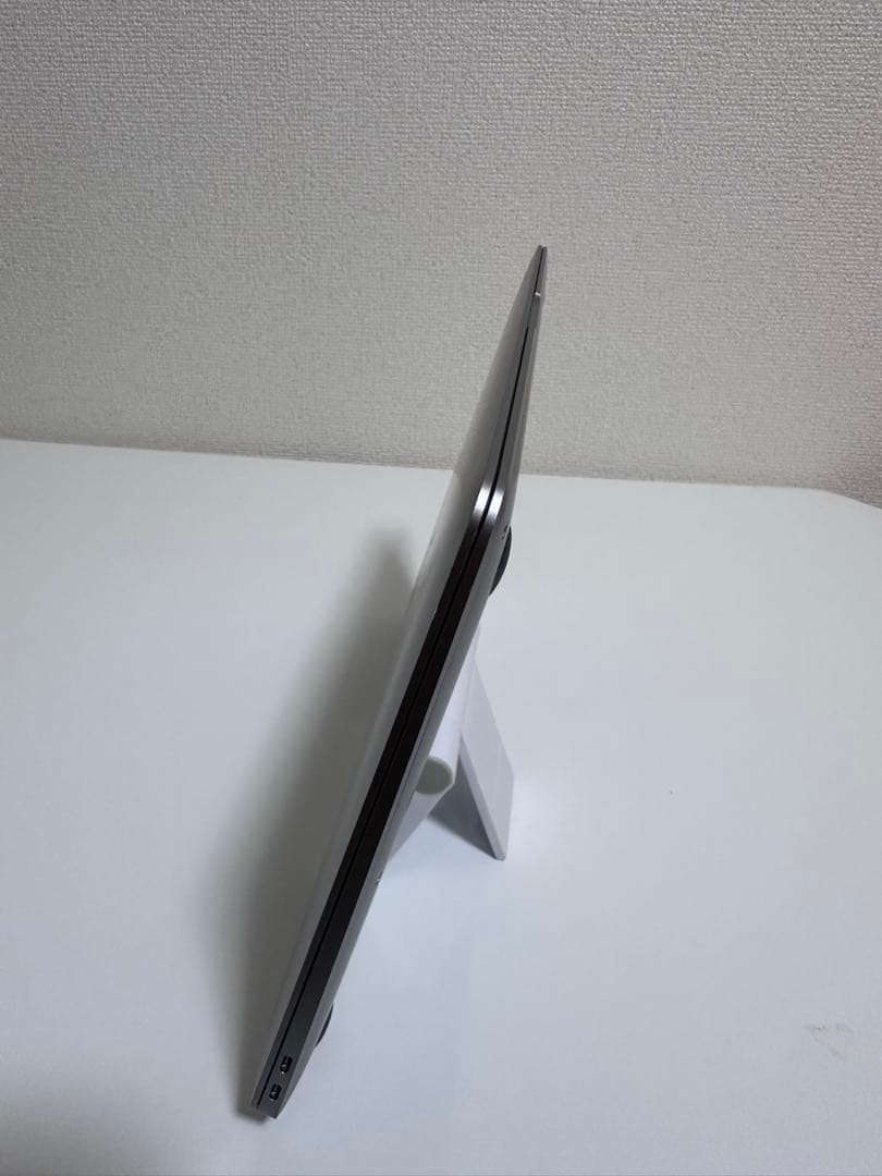 Macbook Air 13インチ M1 256GB 2020