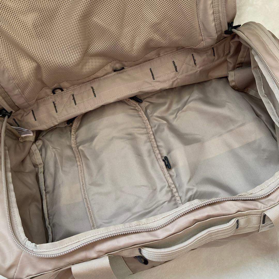 旅行かばん・小分けバッグ THENORTHFACE BASECAMP VOYAGER 42L