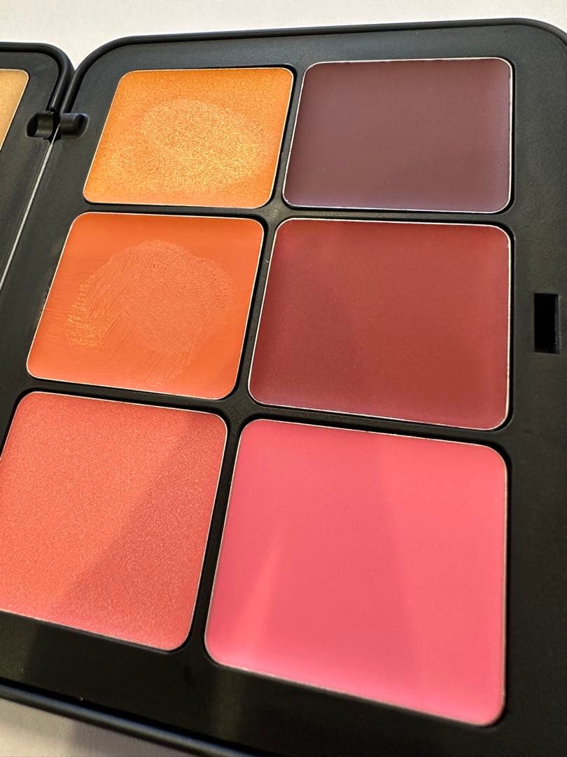 MAKE UP FOR EVER クリームパレット