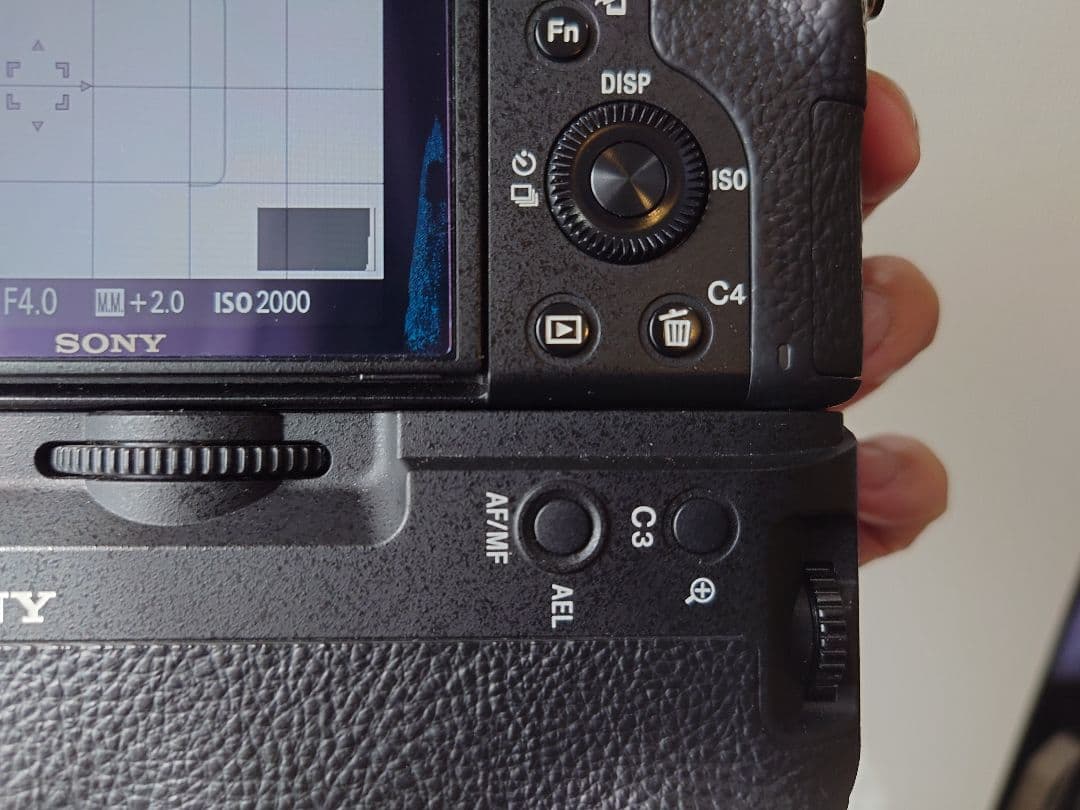 Sony α7 II 本体+縦位置グリップ+リモートコマンダー